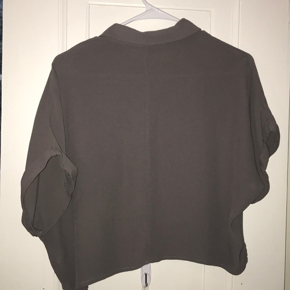 Cropped button down - Picture 3 of 3